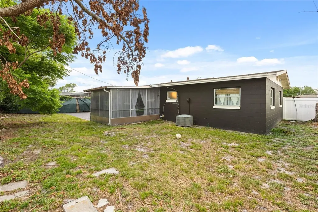 6227 Luzon Drive Orlando FL 32809