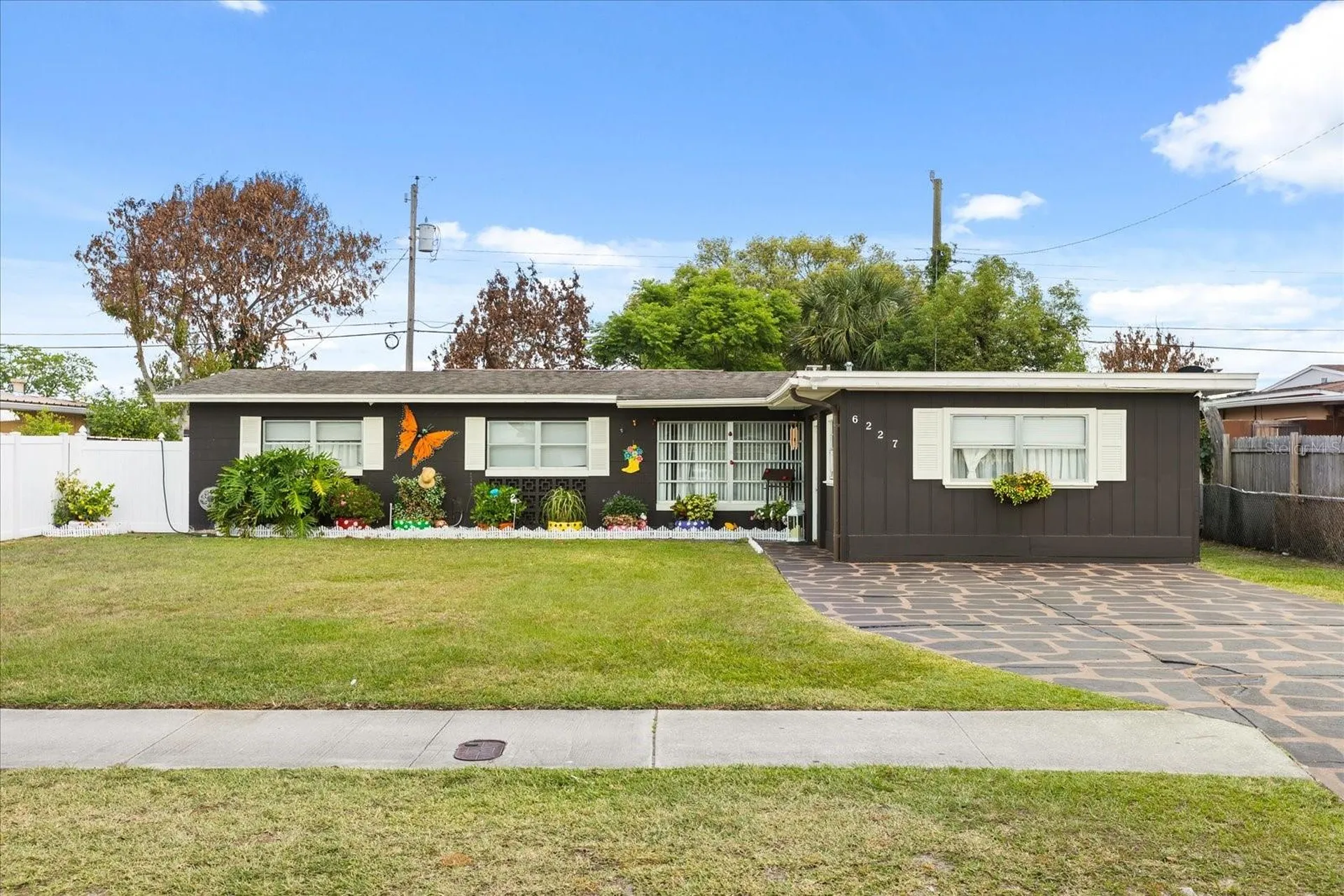 6227 Luzon Drive Orlando FL 32809