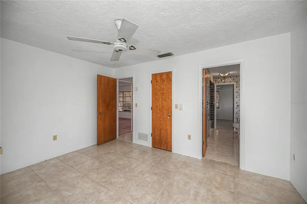 1009 Squaw Valley Court Venice FL 34293