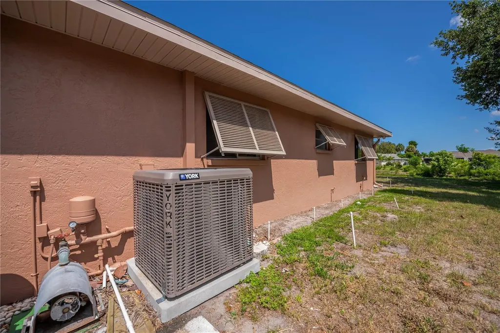 1009 Squaw Valley Court Venice FL 34293