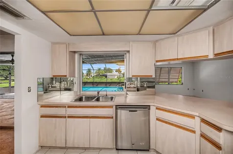 1009 Squaw Valley Court Venice FL 34293
