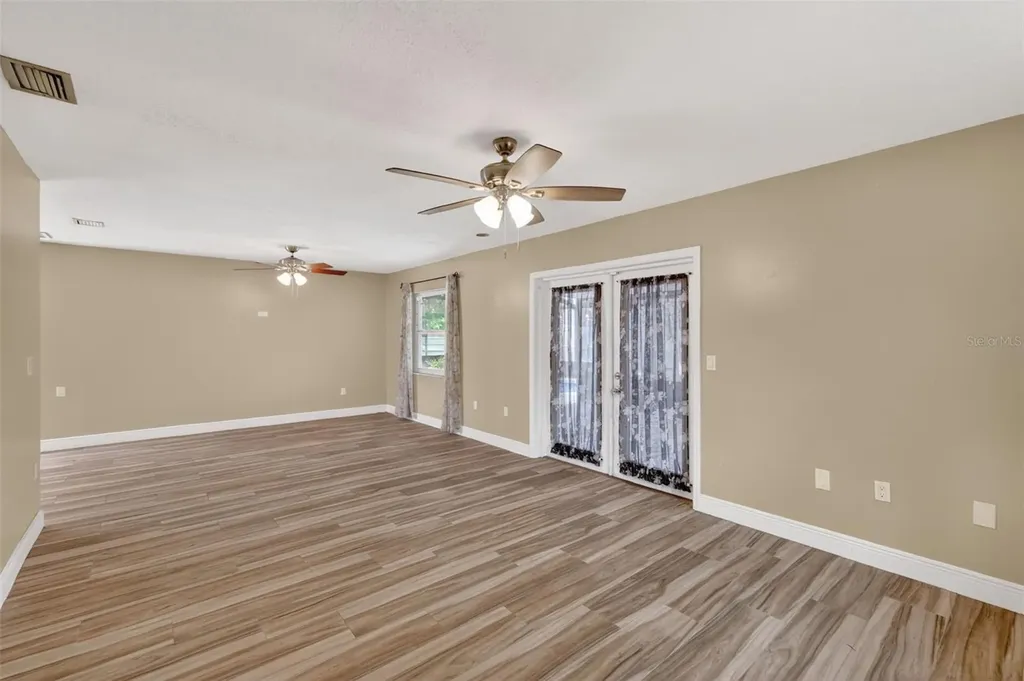 3217 Lake Anderson Avenue Orlando FL 32812