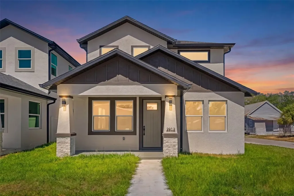 2912 N 21st Street Tampa FL 33605