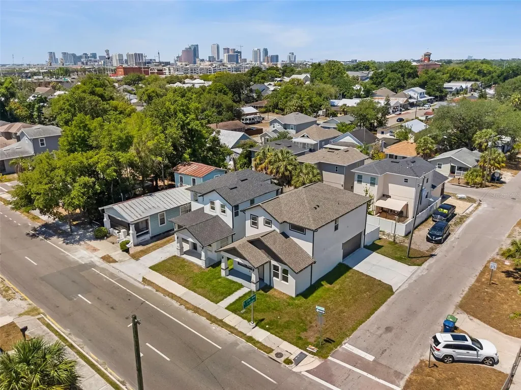 2912 N 21st Street Tampa FL 33605