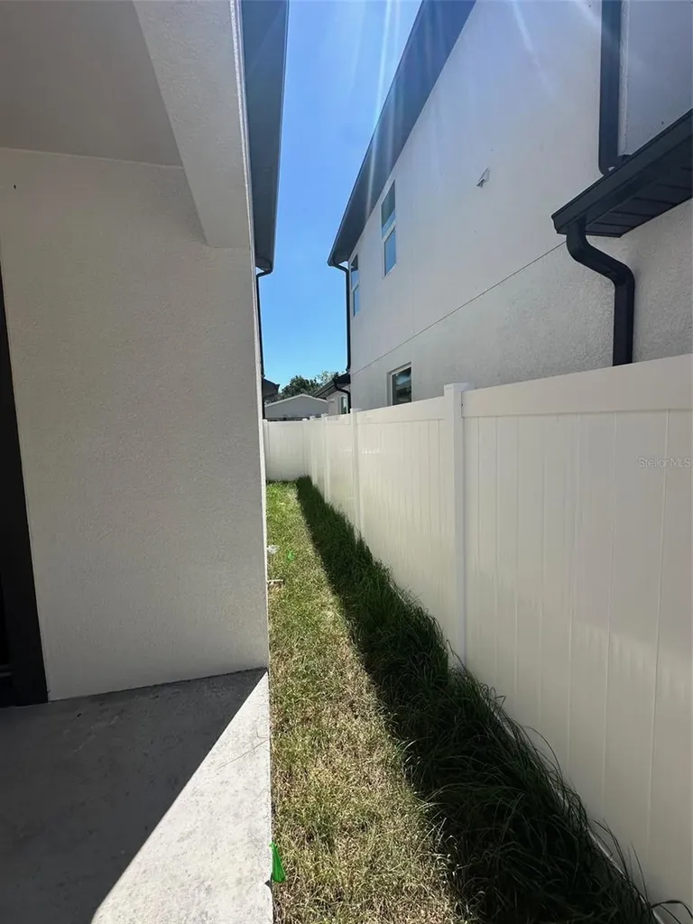 2912 N 21st Street Tampa FL 33605