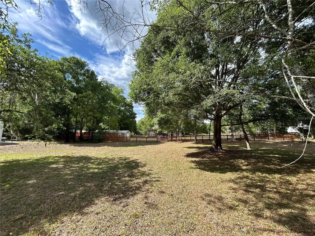 5340 NE County Road 340 High Springs FL 32643