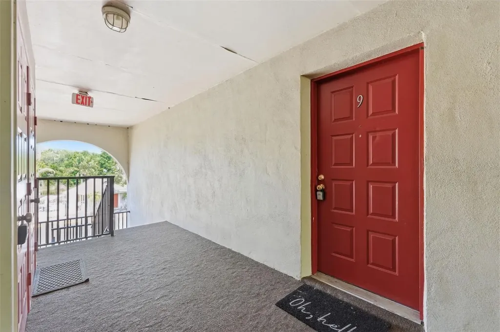 2067 Hunters Glen Drive Dunedin FL 34698