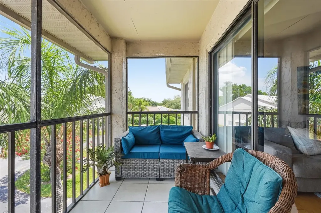 2067 Hunters Glen Drive Dunedin FL 34698