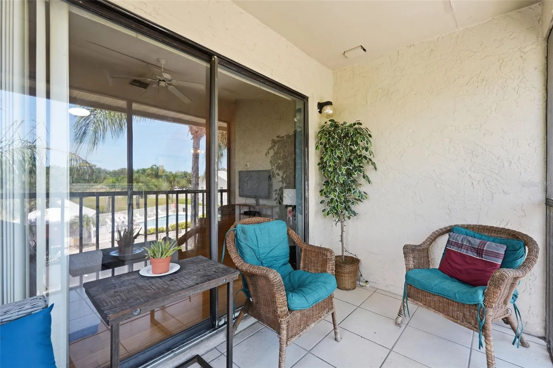 2067 Hunters Glen Drive Dunedin FL 34698