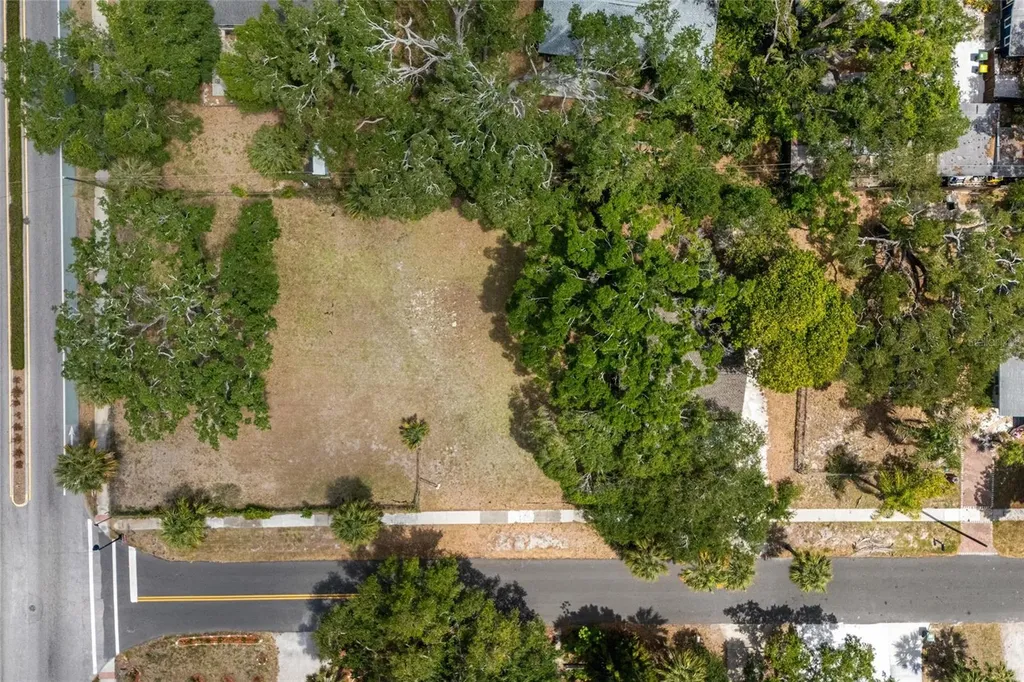 1207 34th Street Sarasota FL 34234