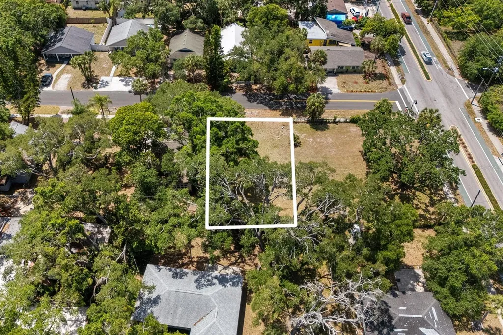 1207 34th Street Sarasota FL 34234