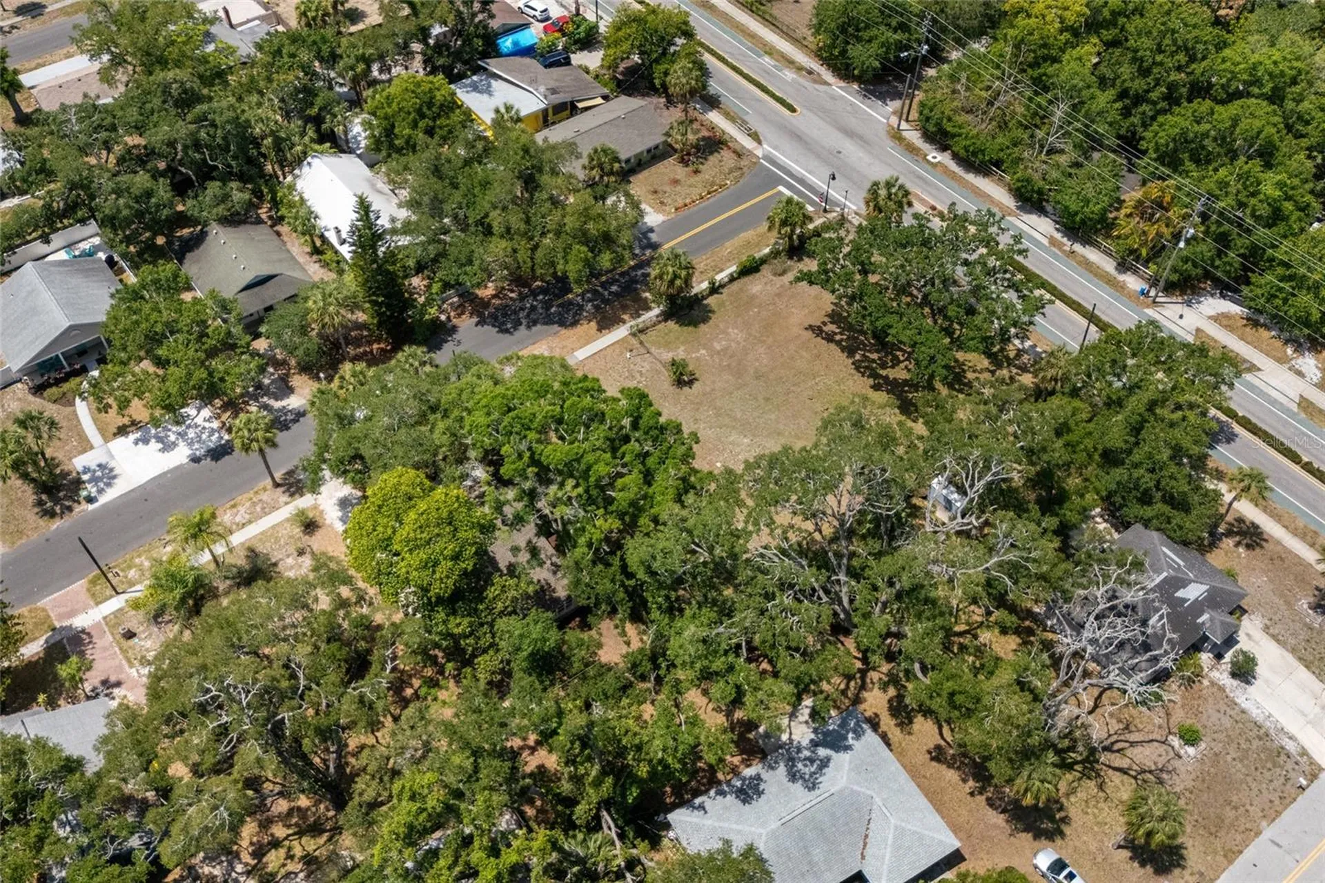 1207 34th Street Sarasota FL 34234