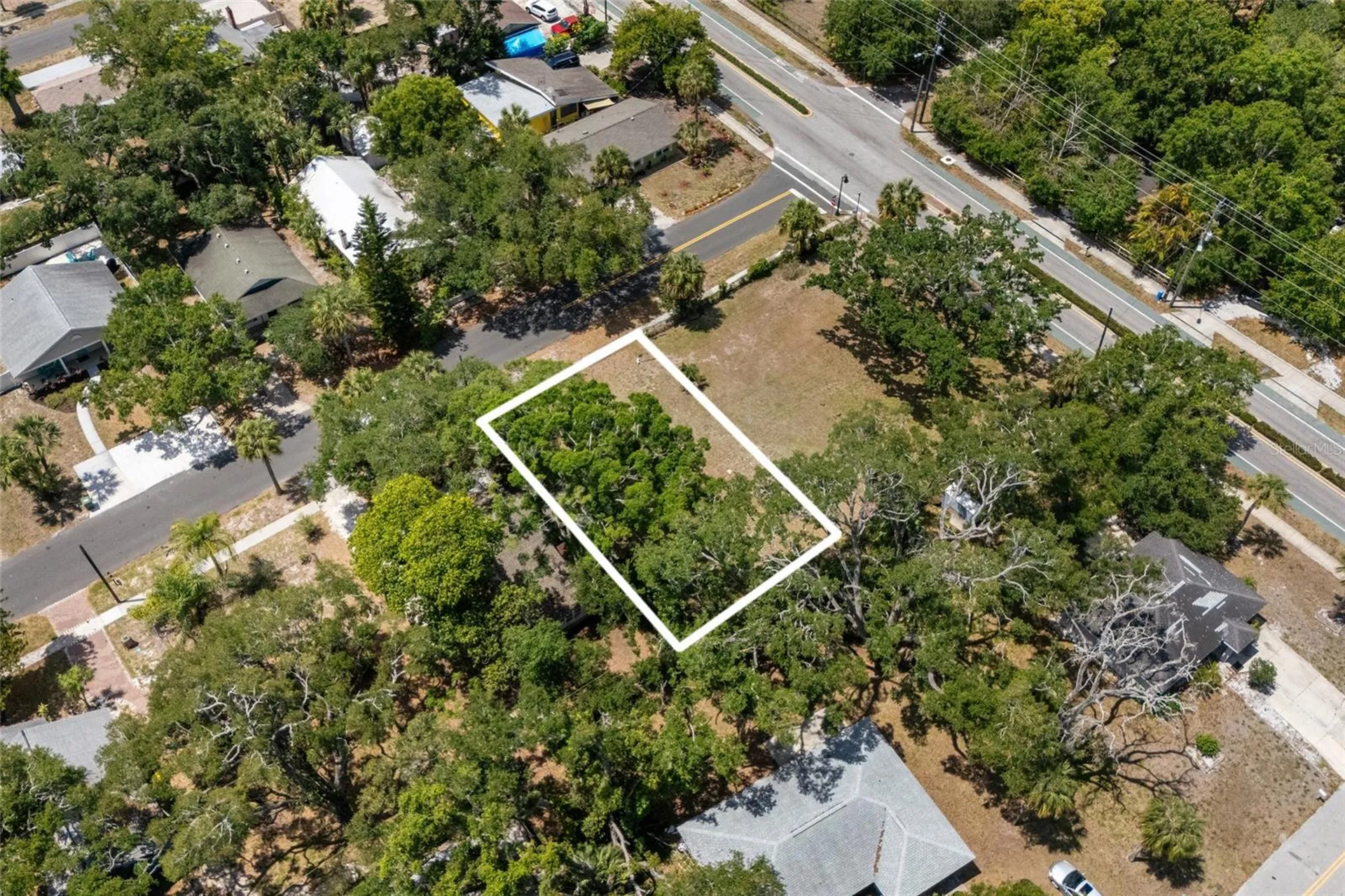 1207 34th Street Sarasota FL 34234