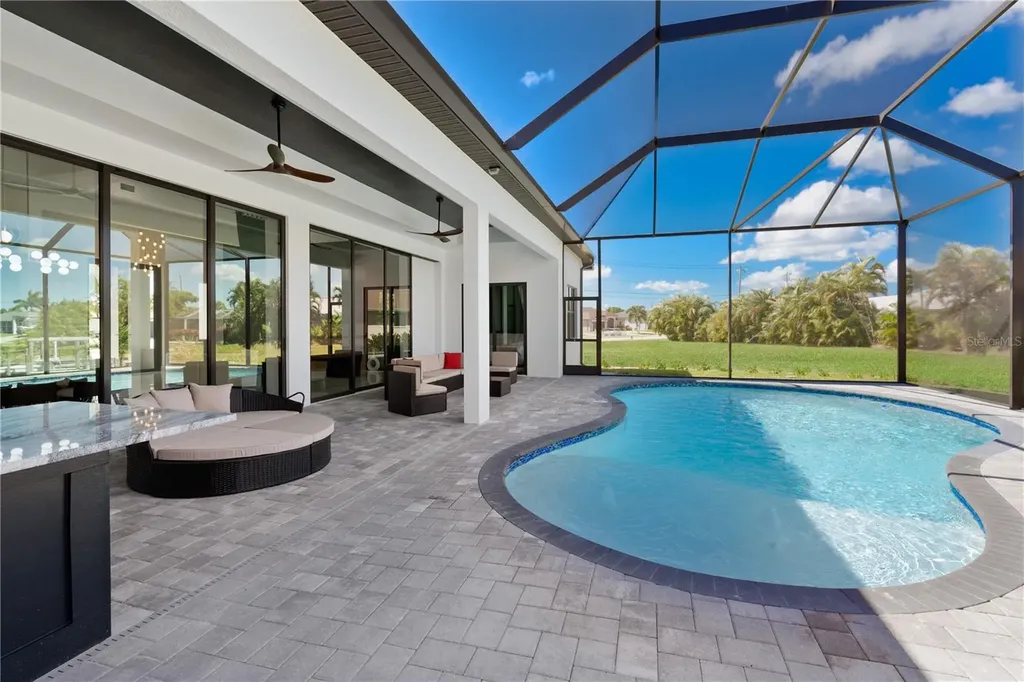 4218 SW 17th Avenue Cape Coral FL 33914