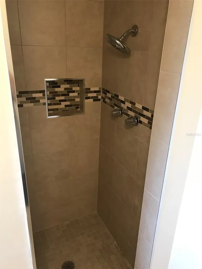 2916 24th Street W Bradenton FL 34205
