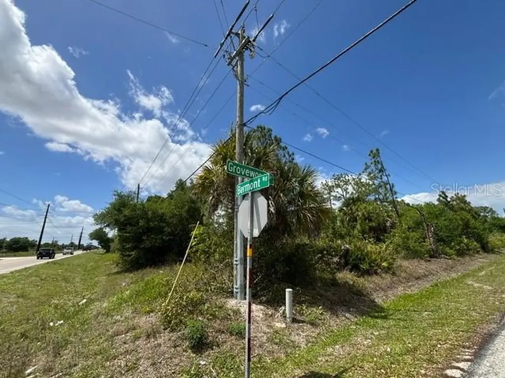 29305 Hazelwood Drive Punta Gorda FL 33982