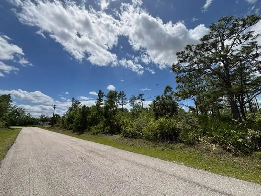 29305 Hazelwood Drive Punta Gorda FL 33982