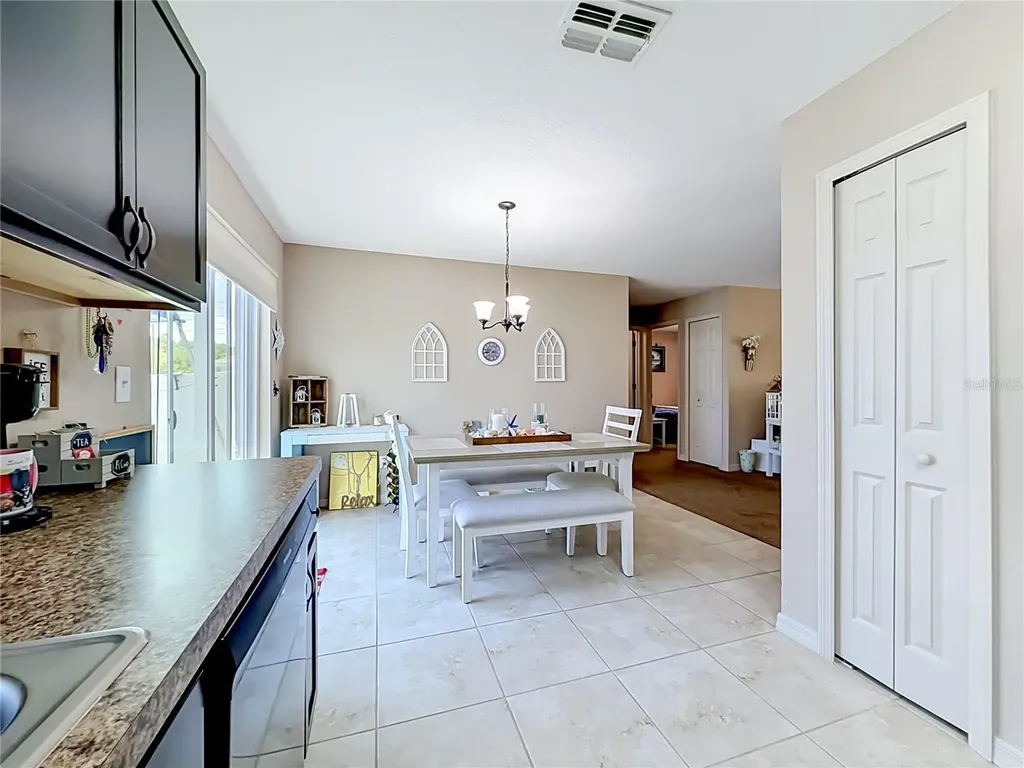 6050 SW 155th Street Road Ocala FL 34473