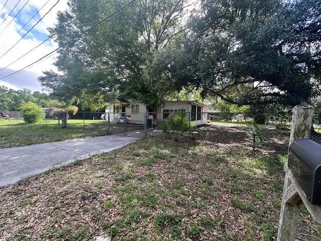 2536 Magnolia Avenue Sanford FL 32773