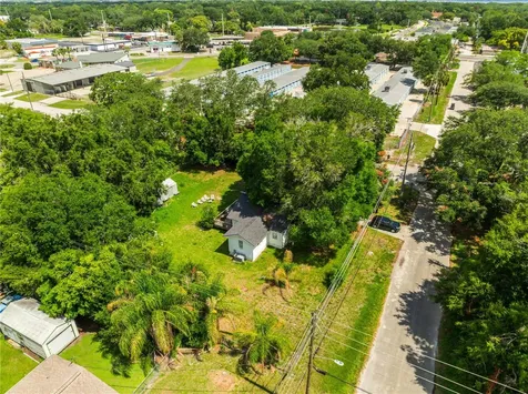 2536 Magnolia Avenue Sanford FL 32773
