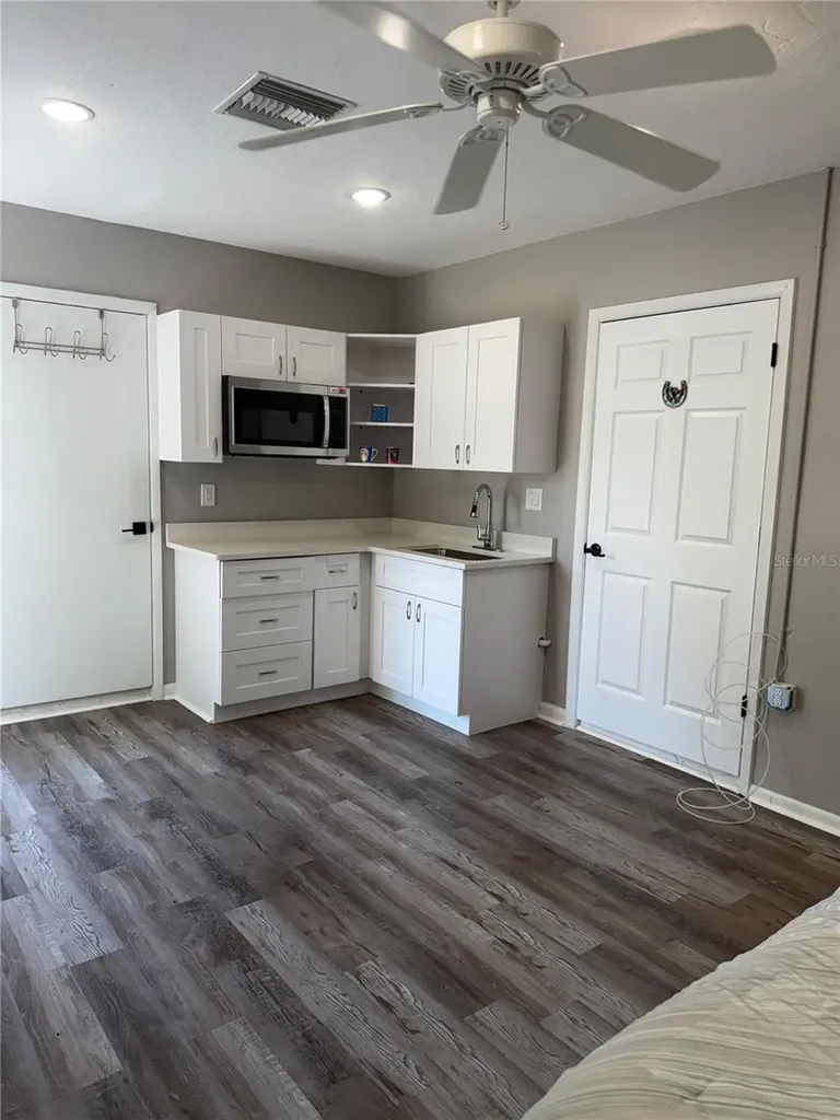 5950 High Street New Port Richey FL 34652