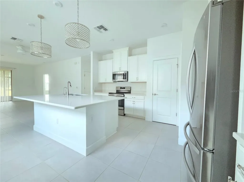 2182 Palm Tree Drive Poinciana FL 34759