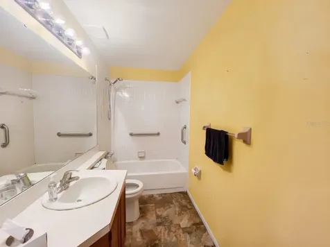 706 47th Street E Bradenton FL 34208