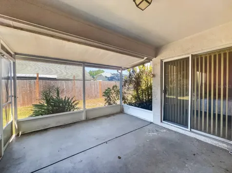 706 47th Street E Bradenton FL 34208