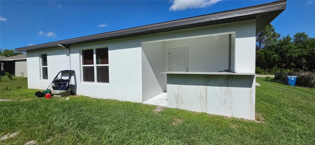 558 Tasco Avenue SW Palm Bay FL 32908