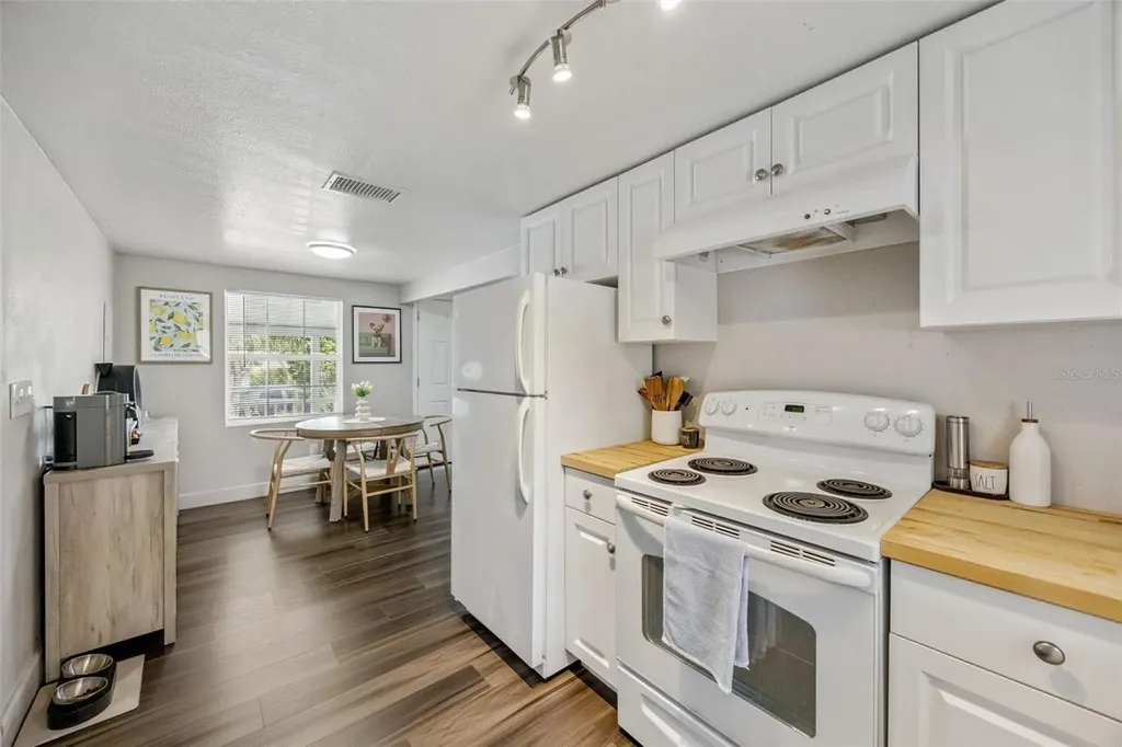 5212 Aloha Street Orlando FL 32810