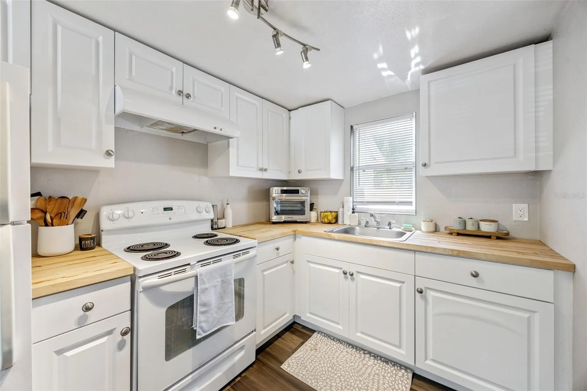 5212 Aloha Street Orlando FL 32810