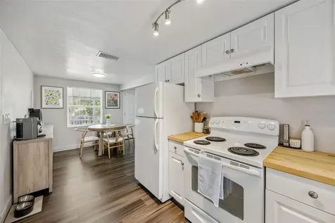 5212 Aloha Street Orlando FL 32810