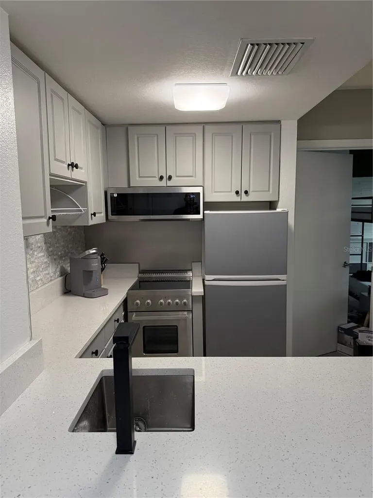 6165 Carrier Drive Orlando FL 32819