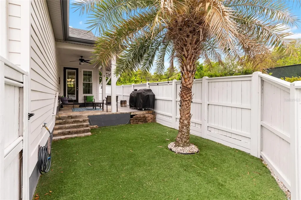 12926 SW 7th Avenue Newberry FL 32669