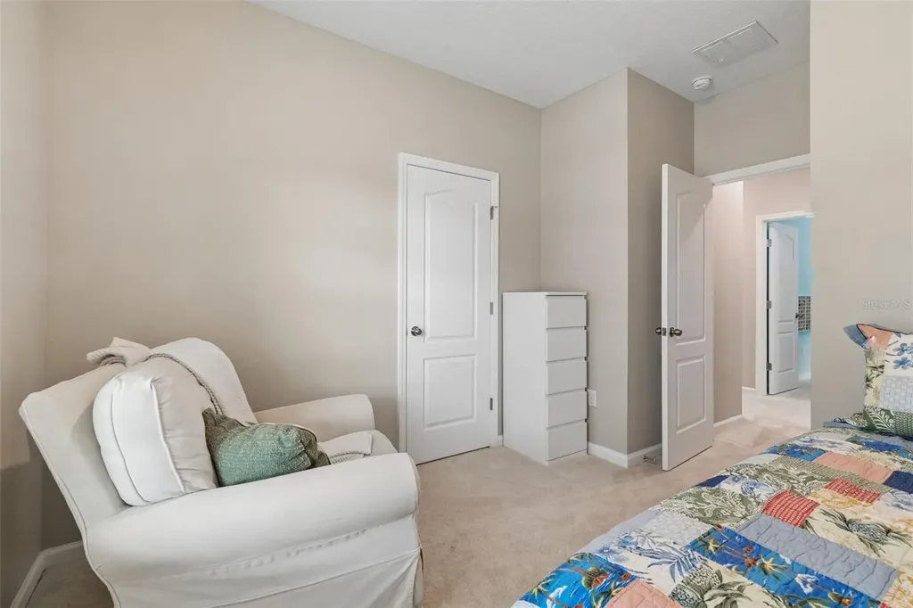 16156 Blossom Lake Drive Jacksonville FL 32218