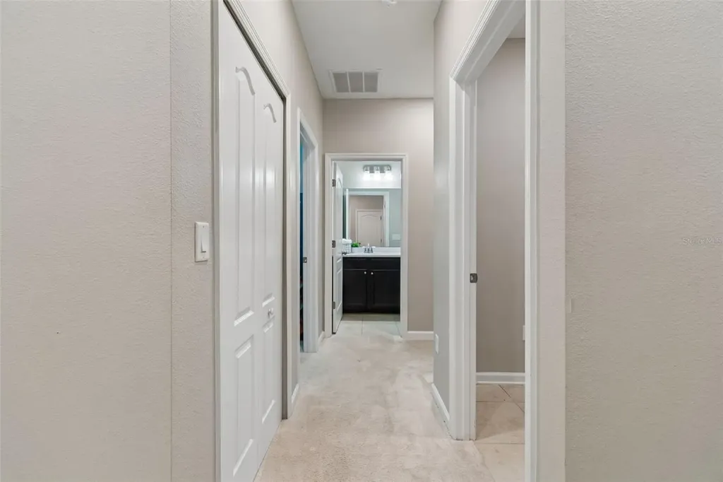 16156 Blossom Lake Drive Jacksonville FL 32218