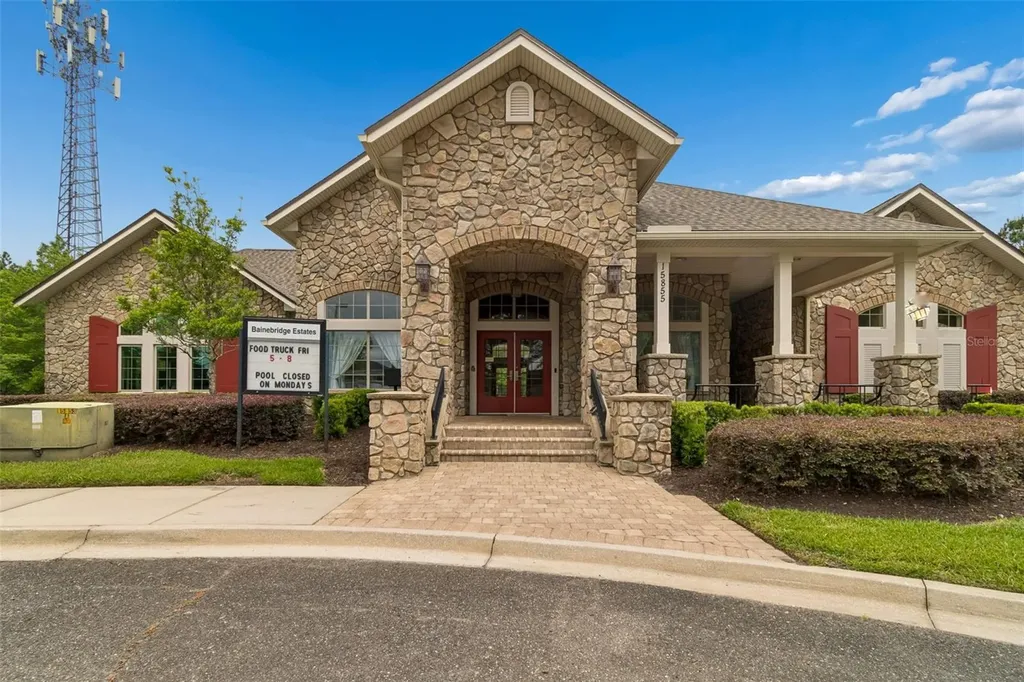 16156 Blossom Lake Drive Jacksonville FL 32218