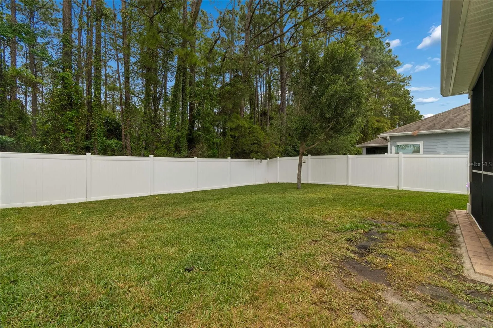 16156 Blossom Lake Drive Jacksonville FL 32218