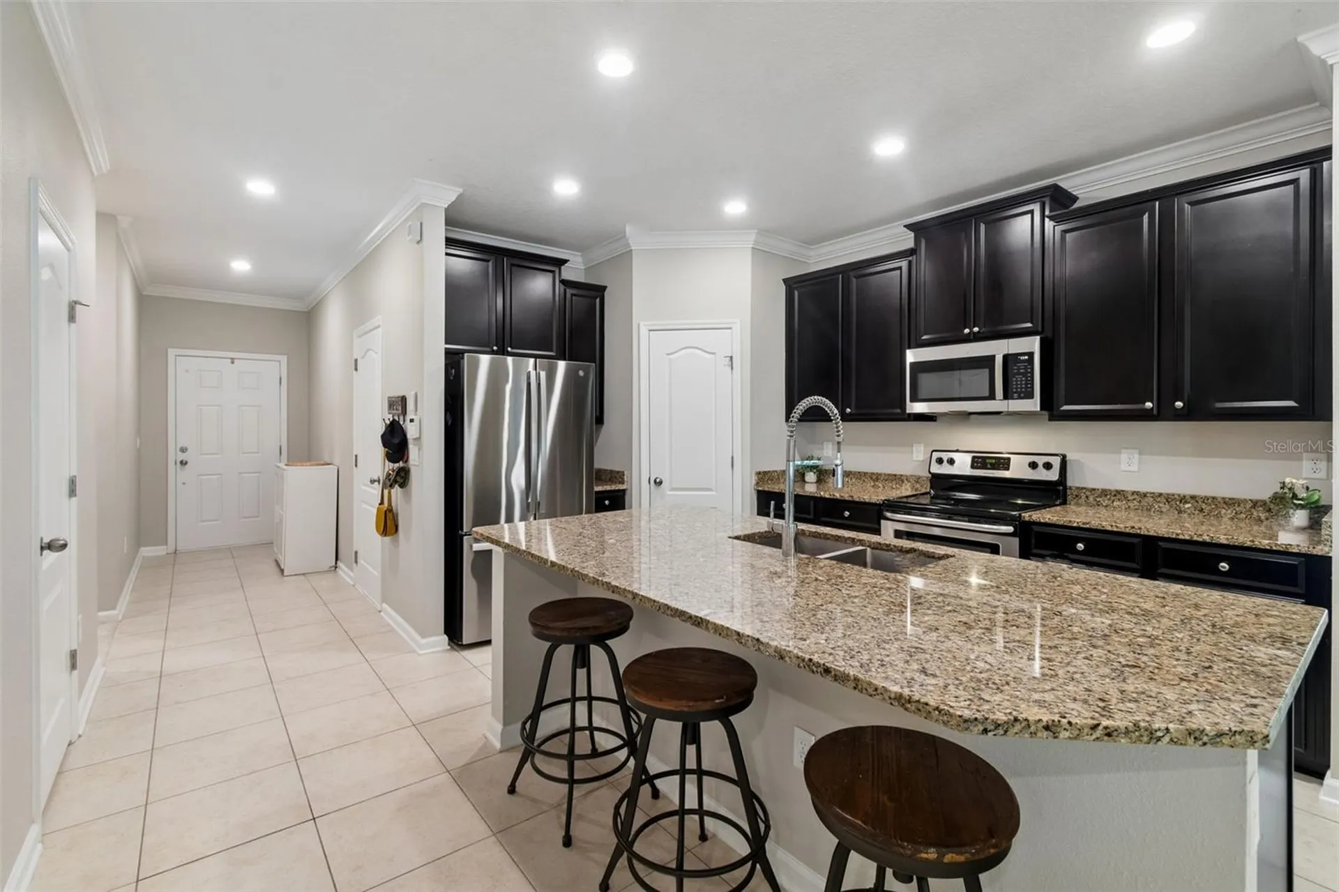 16156 Blossom Lake Drive Jacksonville FL 32218