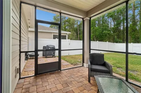 16156 Blossom Lake Drive Jacksonville FL 32218