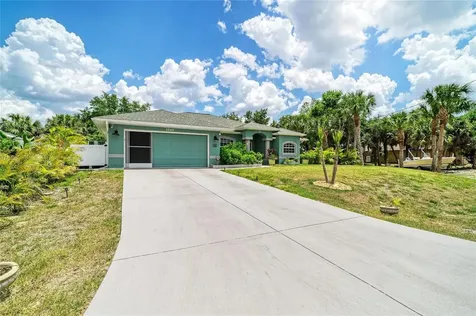 3949 Derrick Street North Port FL 34288