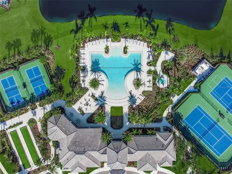 8620 Sundance Loop Sarasota FL 34238