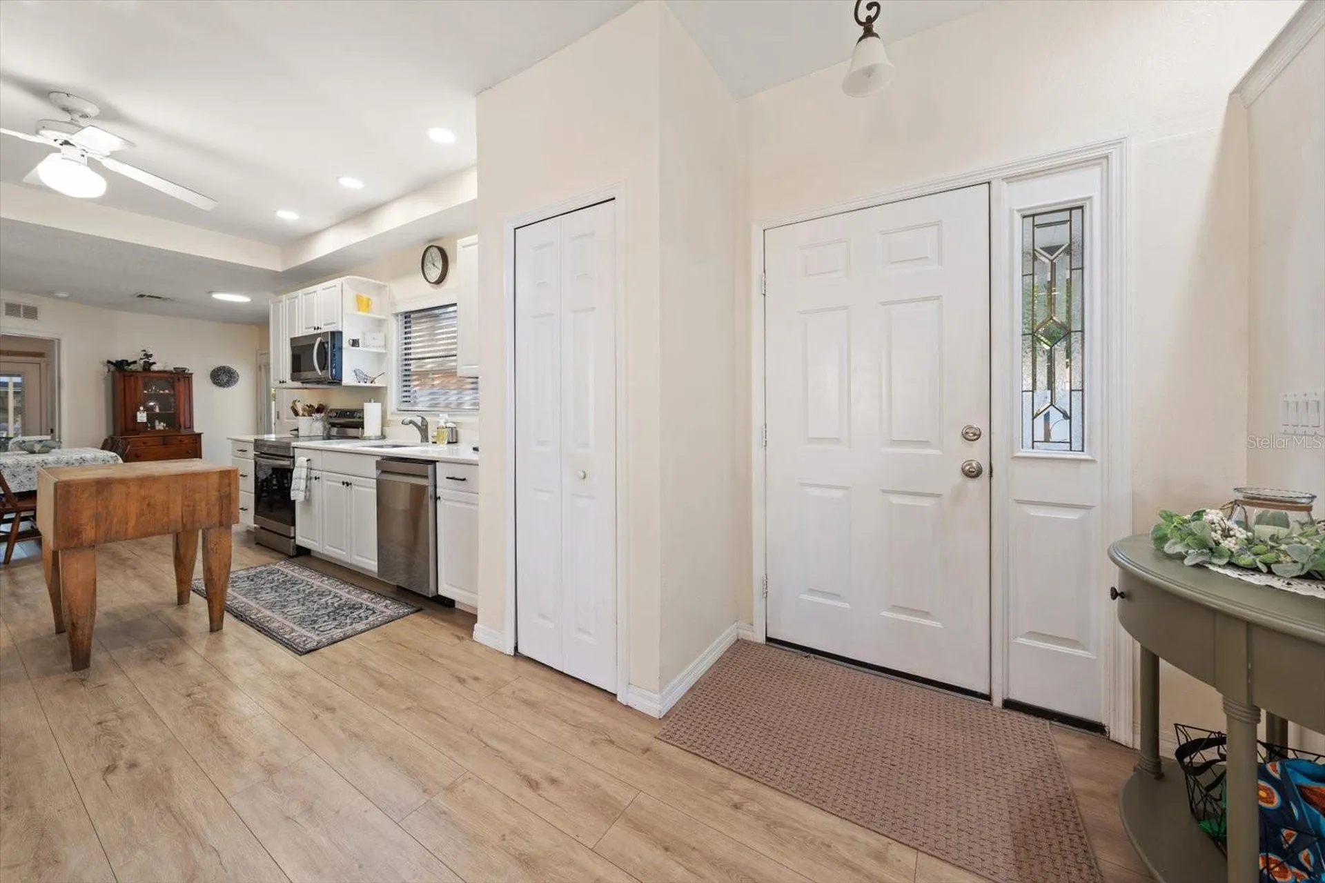 3290 70th Avenue N St Petersburg FL 33702