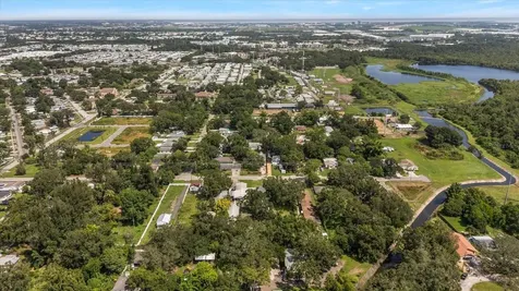 3290 70th Avenue N St Petersburg FL 33702
