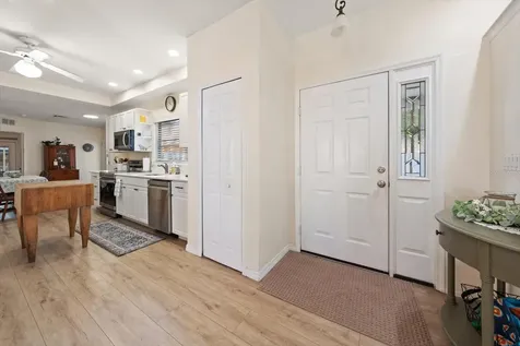3290 70th Avenue N St Petersburg FL 33702