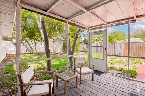 992 Hillwood Drive Dunedin FL 34698