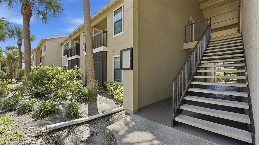 4033 Crockers Lake Boulevard Sarasota FL 34238
