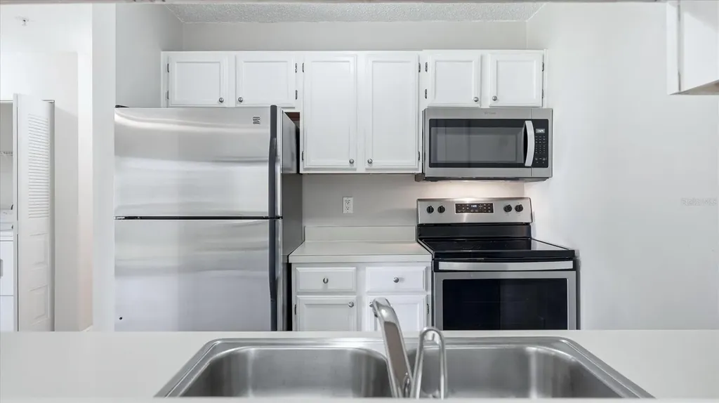4033 Crockers Lake Boulevard Sarasota FL 34238