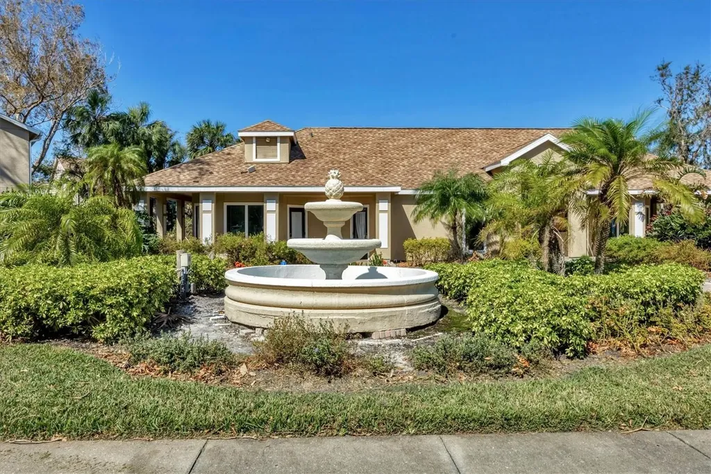 4033 Crockers Lake Boulevard Sarasota FL 34238