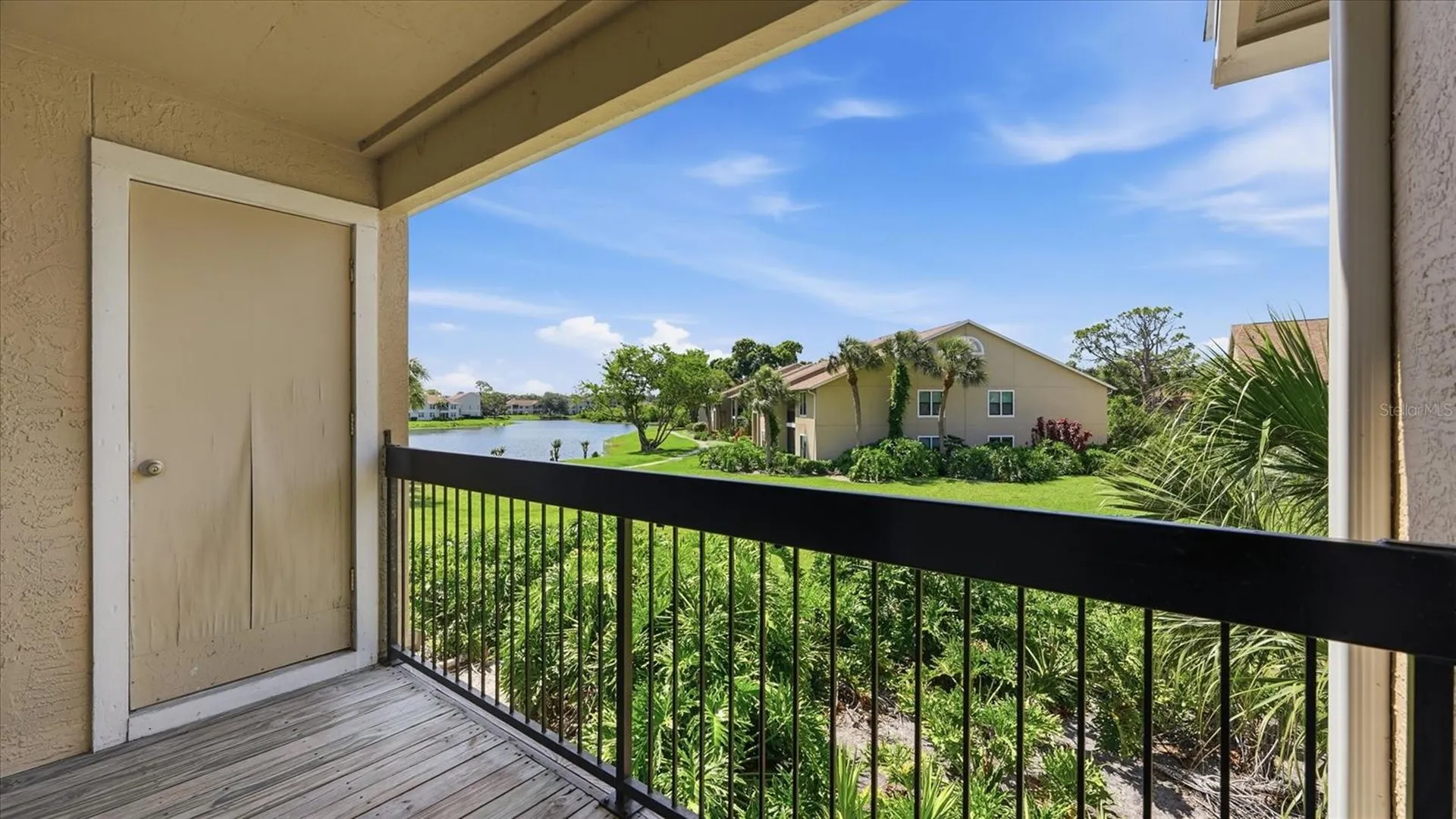 4033 Crockers Lake Boulevard Sarasota FL 34238